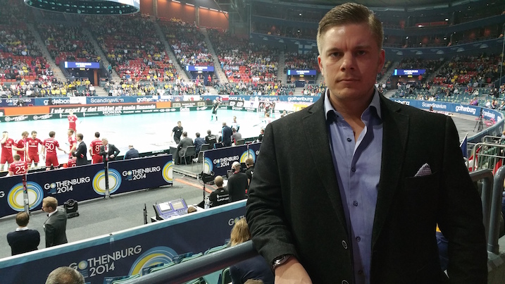 PSS-luotsi Teemu Kalinainen veikkasi Ruotsin voittavan 8–4. Suomen osalta Kalinainen näki tärkeänä avauspelin ja Mika Kohosen johtaman kolmosketjun puolustuspelin.