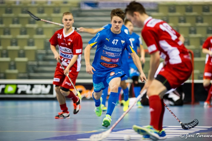 Tatu Kiipeli (numero 47) teki kaudella 2014–2015 todellisen läpimurron liigakentille. Arkistokuva: Jari Turunen