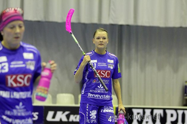 Mia Karjalainen nostettiin pakkilistauksen kuningattareksi. Kuva: Markku Taurama