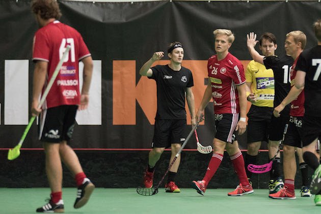 Peter Kotilainen Tallink Floorball -turnauksessa. Kuva: Topi Naskali